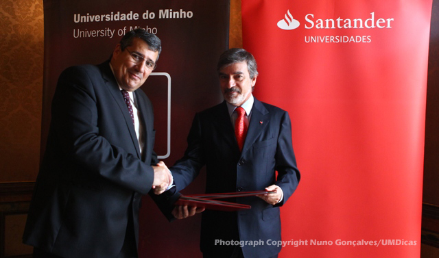 Thumbnail da galeria Assinatura Protocolo Santander